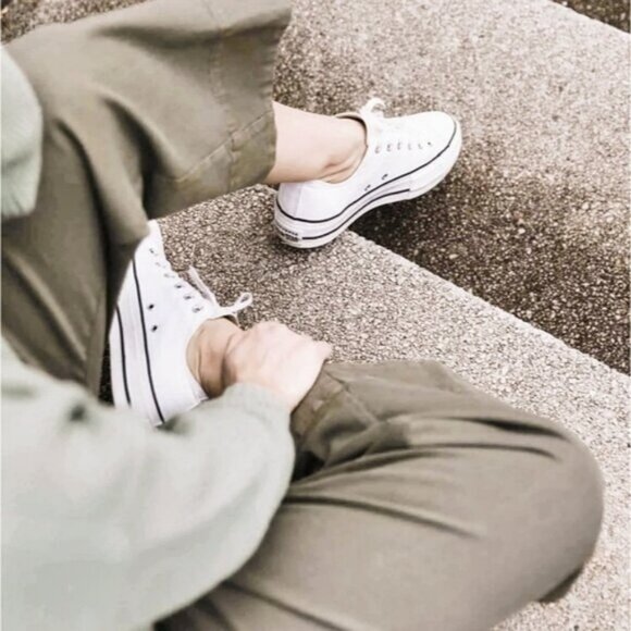 Tristan Wide Leg Modern Capri in Ombre Khaki Green- Size 10 - Picture 3 of 16